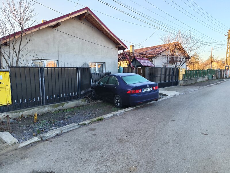 Dezmembrez Honda Accord 2005